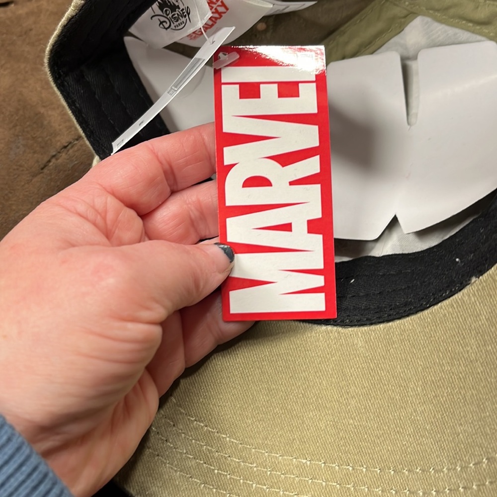 NWT “I AM GROOT” Cap - Picture 4 of 6